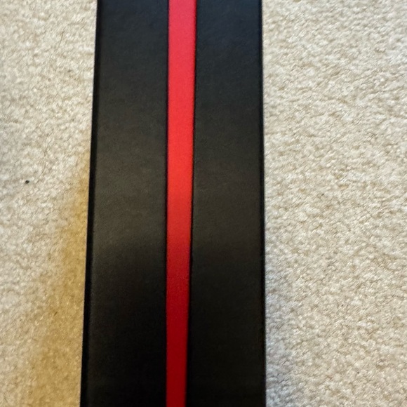 Tumi Mauve Leather Passport Holder - Picture 5 of 5